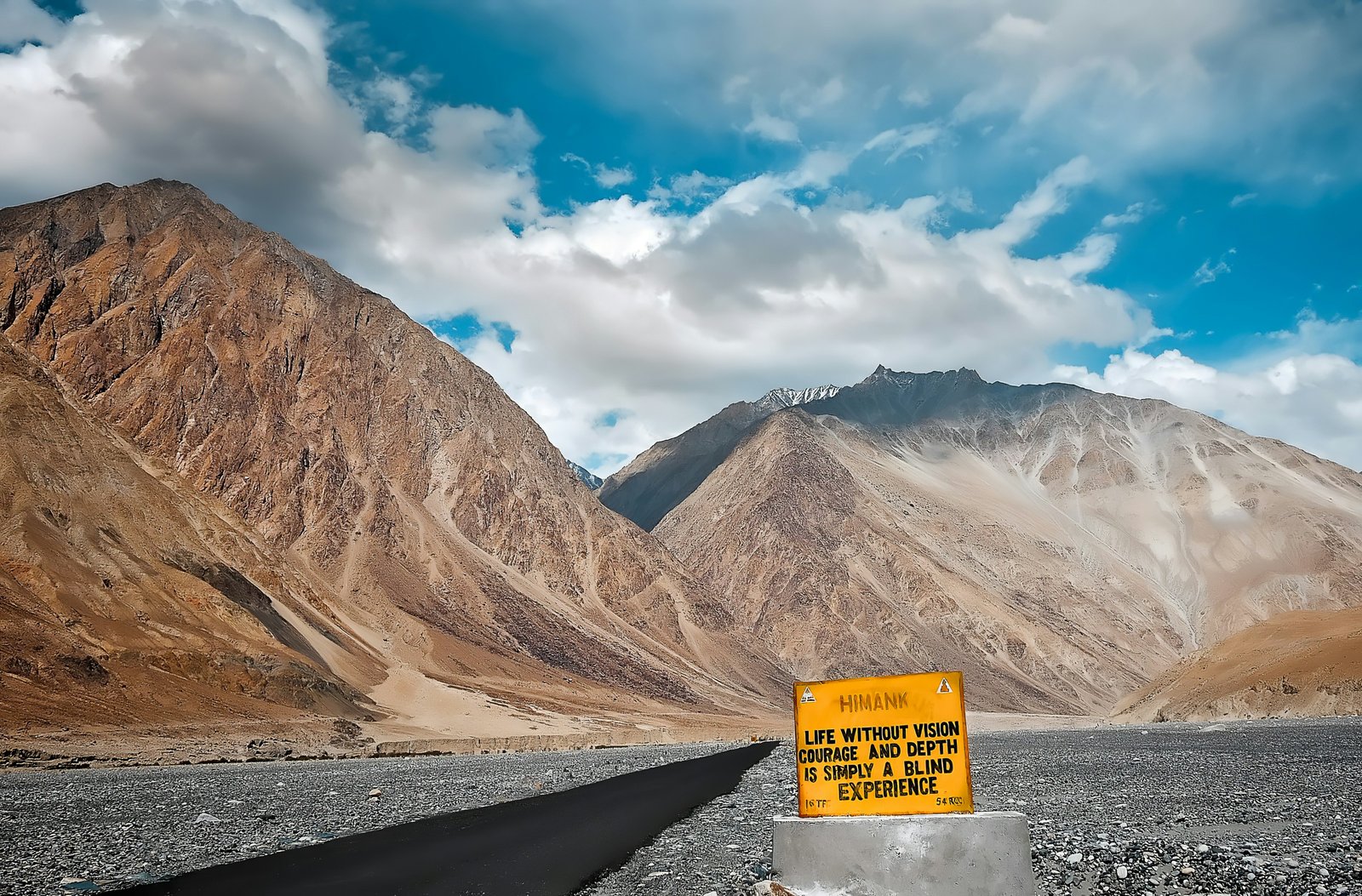 Travel moment